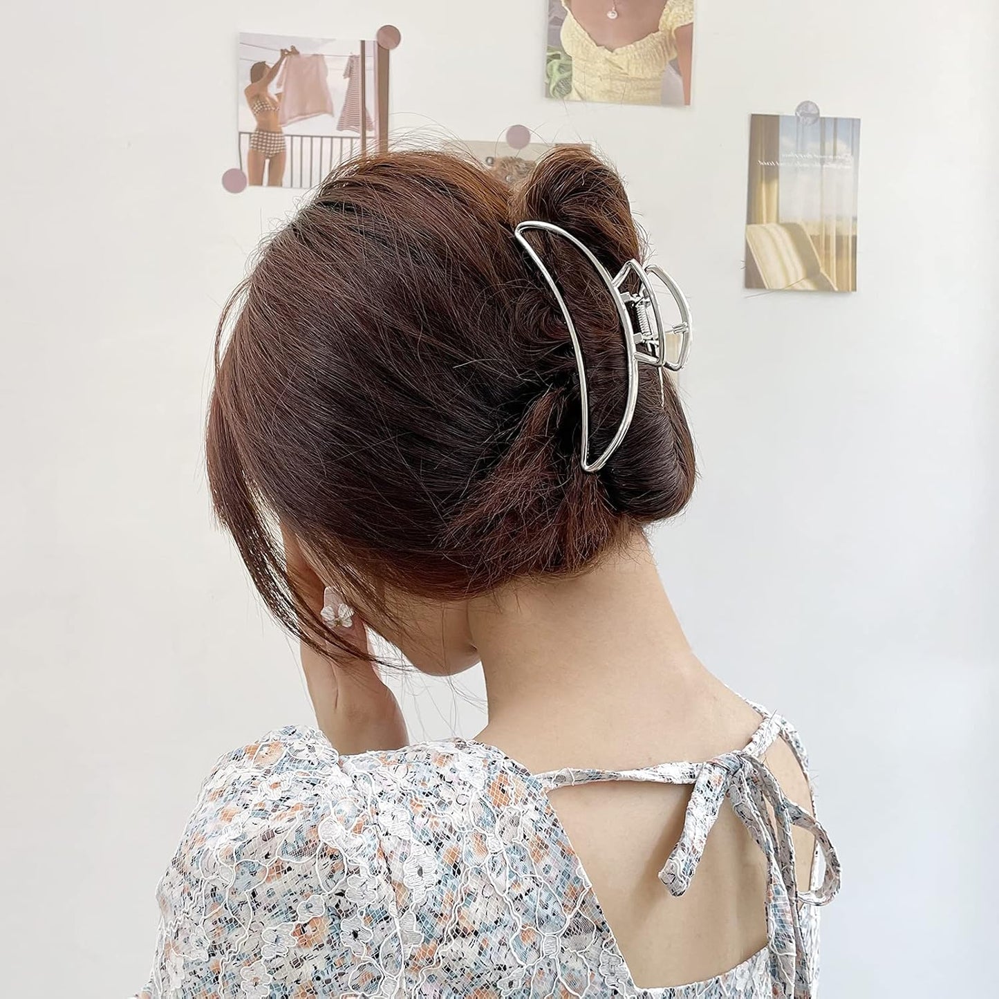 KISSKIKO Chic Hair Claw Clip - Elegant & Strong Grip for All Hair Types
