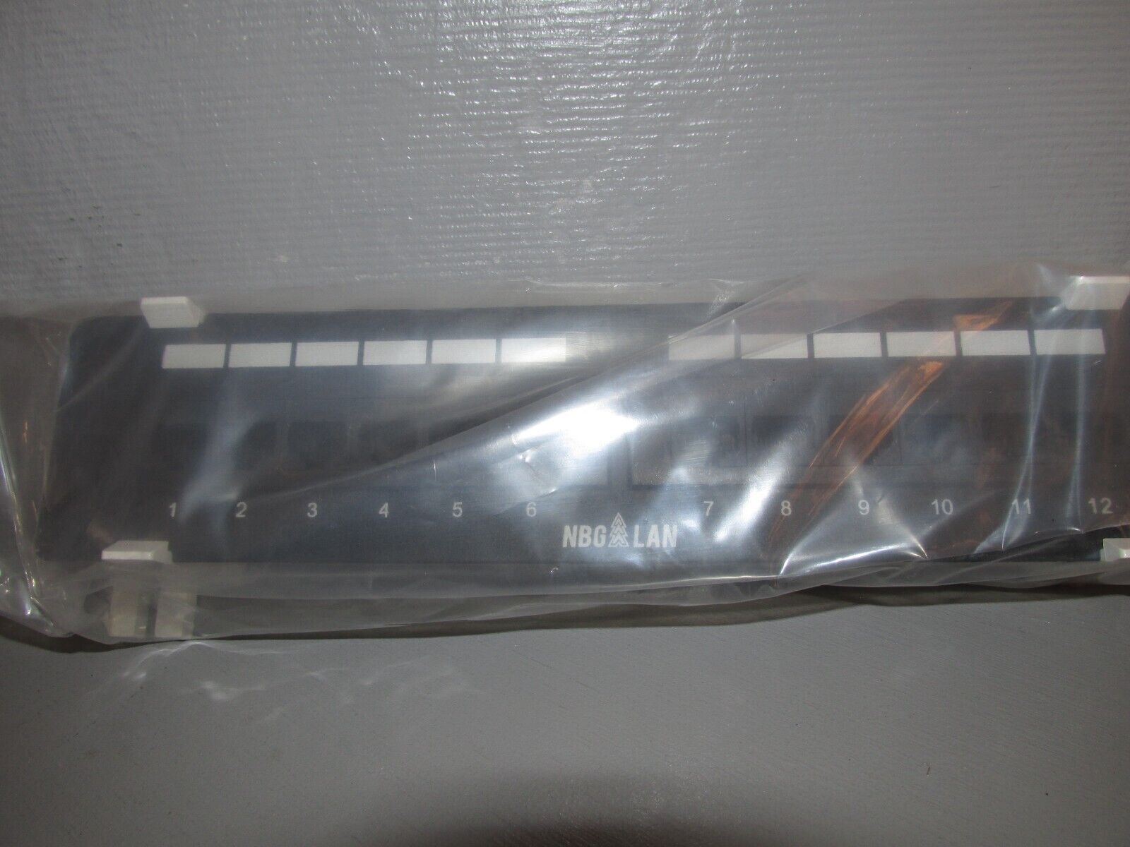 Cat6 12 Port Patch Panel Vertical 1U Wall Mount Ethernet Punch Panel UTP RJ45