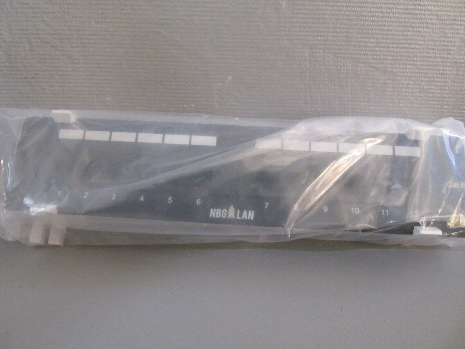 Cat6 12 Port Patch Panel Vertical 1U Wall Mount Ethernet Punch Panel UTP RJ45