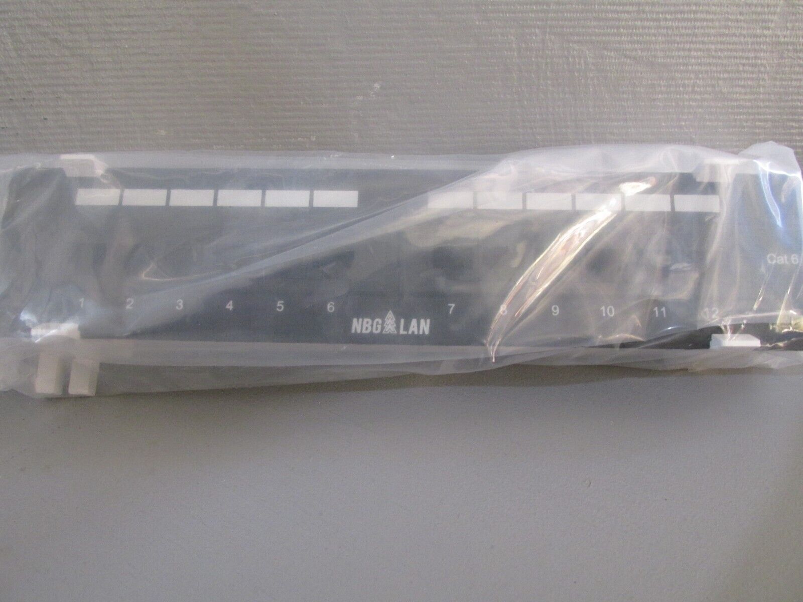 Cat6 12 Port Patch Panel Vertical 1U Wall Mount Ethernet Punch Panel UTP RJ45