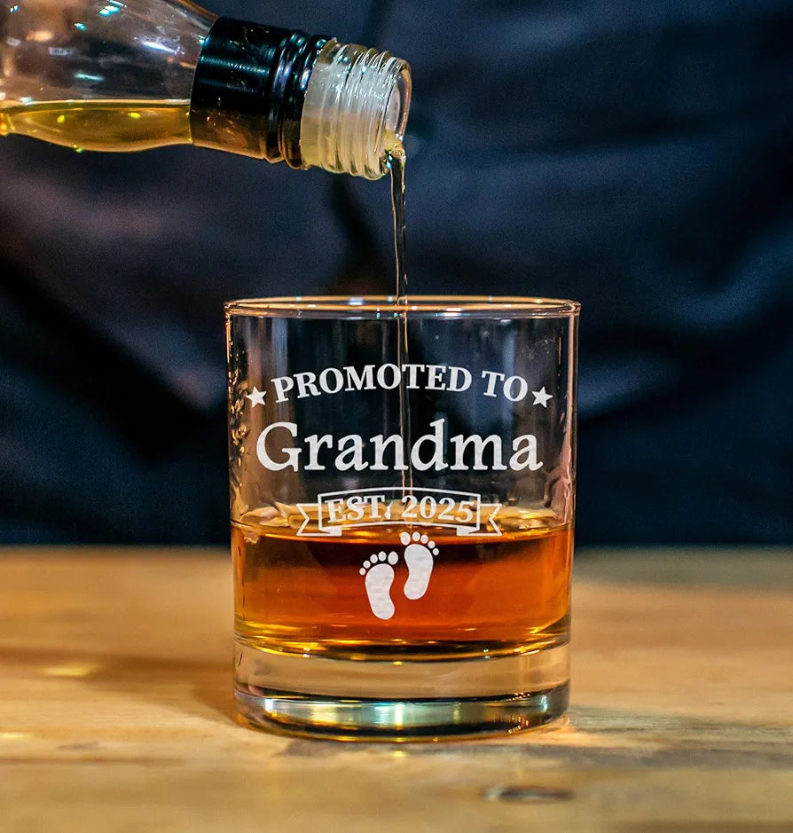 Promoted To Grandma Est 2025 Whiskey Glass – 11oz Old Fashioned Bourbon Rocks Glass – Pregnancy Announcement Gift for Mom, Future Grandma Gift, Baby Reveal Idea